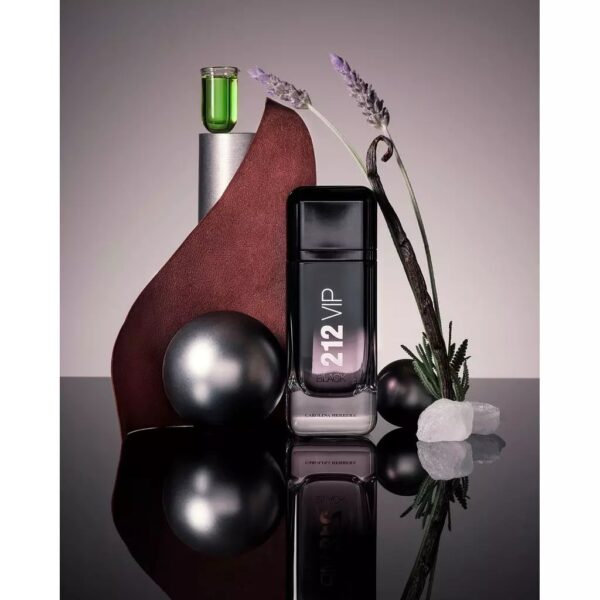 عطر 212 ڤي آي بي بلاك أو دي برفيوم ١٠٠ مل للرجال من باكو رابان - Image 2